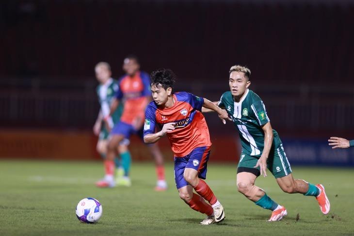 “CLB Việt Nam bất ngờ đổi sân nhà mới” 4 thanh-nien-tphcm-trai-va-truong