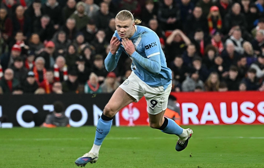 Pep Guardiola chỉ thẳng cái tên đang có phong độ thấp của Man City 793457