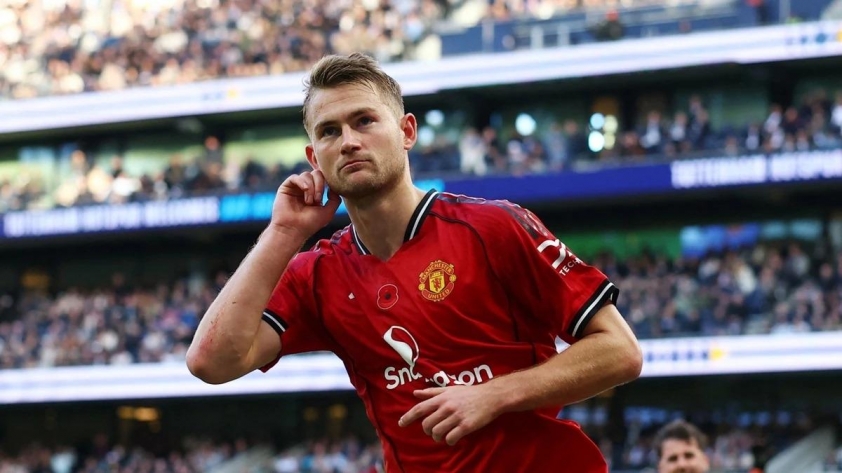 MU sắp chiêu mộ trung vệ 50 triệu Euro cho mùa giải tới 6 MU sắp có được sự phục vụ của trung vệ 50 triệu Euro 795595