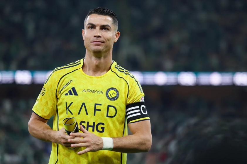 Người cũ MU hé lộ chi tiết mâu thuẫn giữa Ronaldo và Erik ten Hag 795946