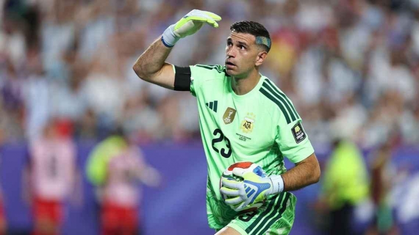 Argentina mang 'đội quân Ngoại hạng Anh' đối đầu Tam sư 867251