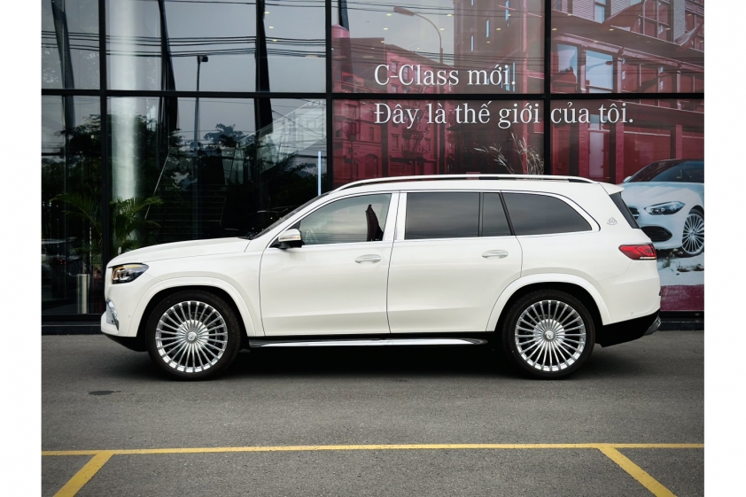 Rộ tin một Youtuber Việt Nam ‘tậu’ xe sang Mercedes-Maybach GLS 600 trị giá 12 tỷ đồng 352244