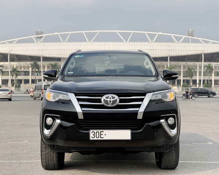 Lăn bánh 6 năm, giá chào bán của Toyota Fortuner cũ chỉ còn ngang Ford Territory ‘đập hộp’ 354563
