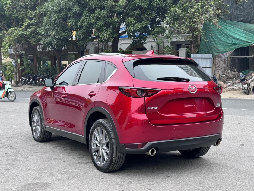 Lăn bánh 2 năm, Mazda CX-5 cũ được chủ nhân rao bán với giá khó tin 366580