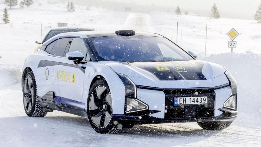 Đây là ‘vũ khí’ có thể giúp ô tô điện Trung Quốc đánh bại Toyota và Tesla? 402715