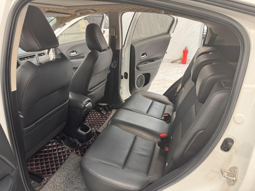 Honda HR-V lăn bánh gần 4 vạn km bán ‘lỗ’ ngang một chiếc Kia Morning 432898
