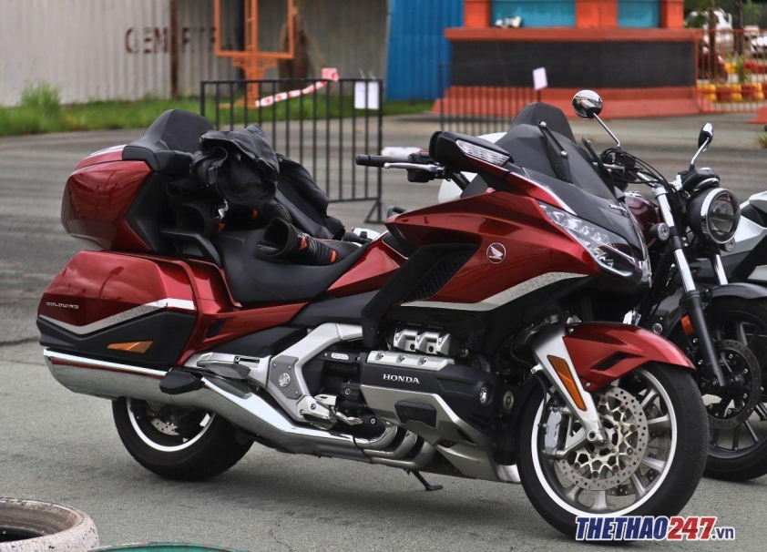 Chiêm ngưỡng dàn xe ‘đọ dáng’ tại ngày khai màn Giải đua Mô tô Việt Nam VMRC 2024 489439