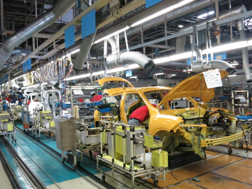 b-nissan-b-20140909