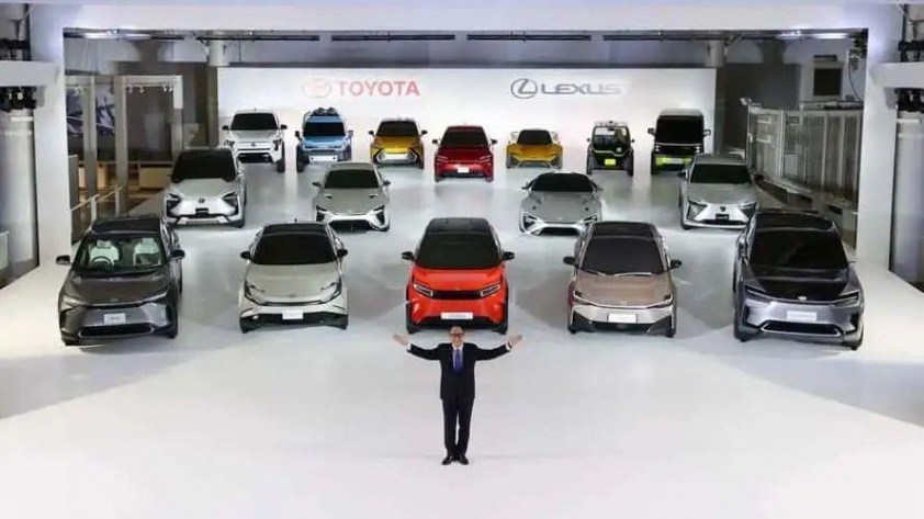 Cách Toyota, Honda và các ông lớn ô tô Nhật Bản tồn tại trong cuộc đua xe điện 508785