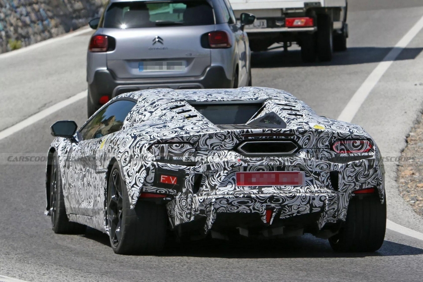 Siêu xe kế nhiệm Lamborghini Huracan ‘gầm vang’ trong lần đầu chính thức lộ diện 509067