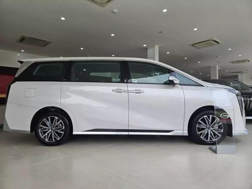 GAC M8 chốt giá từ 1,699 tỷ đồng tại Việt Nam, cạnh tranh Kia Carnival 515773