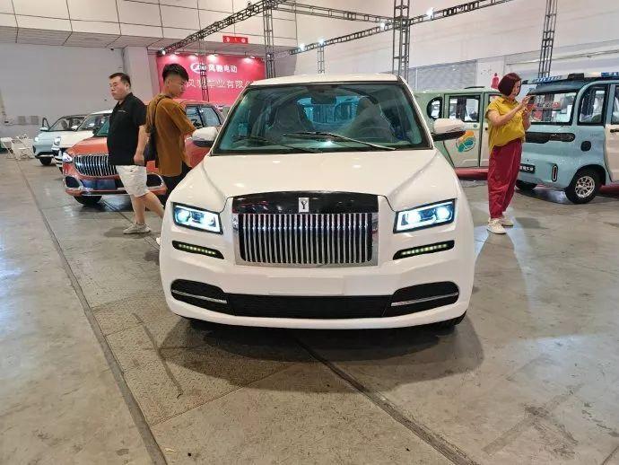 China-Rolls-Maybach-1_result