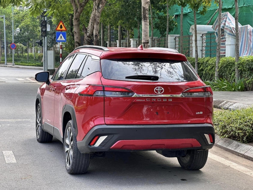 Toyota Corolla Cross 2021 lăn bánh 3 năm lên sàn xe cũ với giá bao nhiêu? 532814