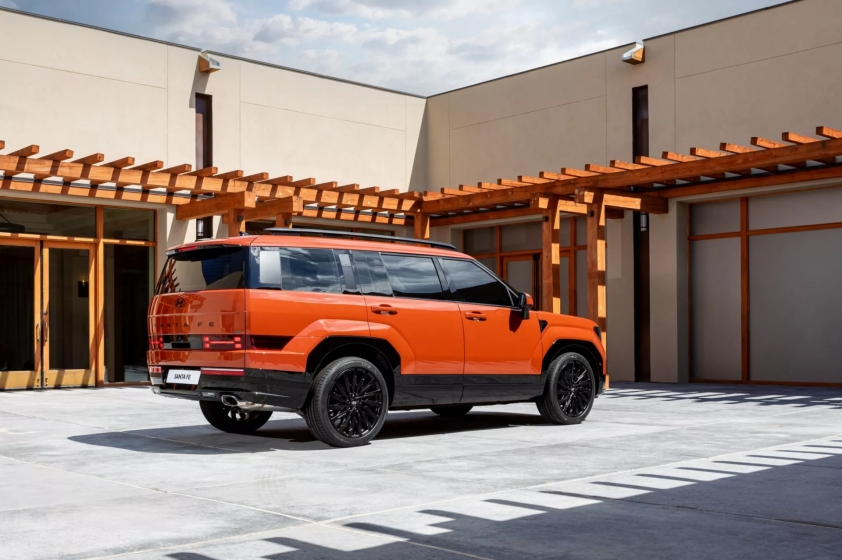 Hyundai tiết lộ lý do Santa Fe 2024 sở hữu thiết kế hình hộp đậm phong cách Land Rover
