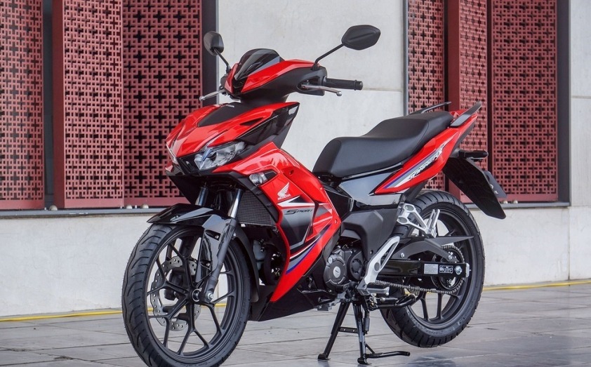 gia-xe-honda-winner-x-thang-10-2