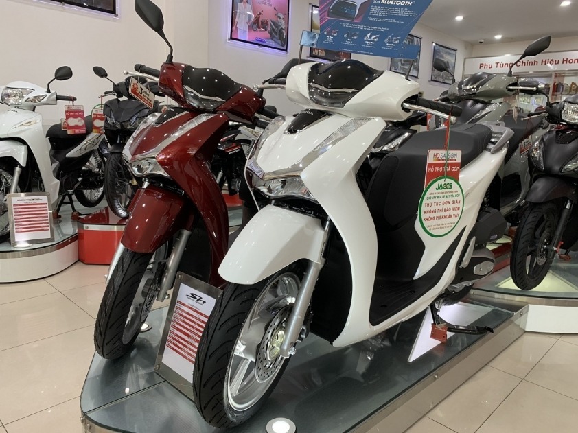 honda-sh-tiep-tuc-giam-gia-manh