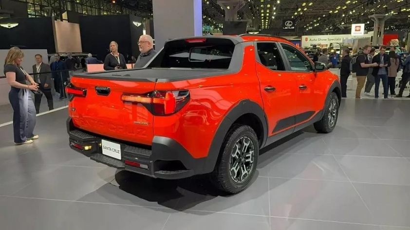 Vén màn Hyundai Santa Cruz 2025: Diện mạo hầm hố hơn, nội thất công nghệ cao 432607