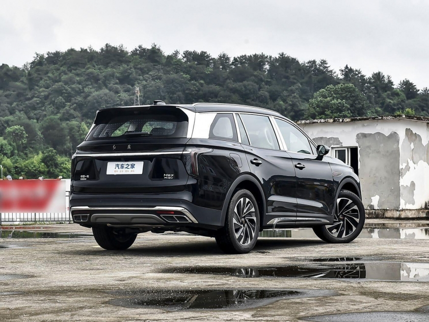 hongqi-hs7-1