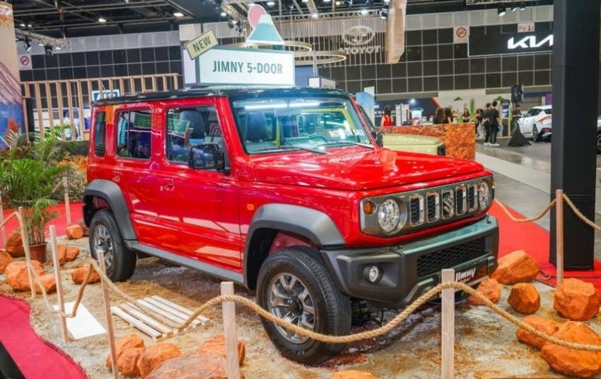 2024-SGMS_Suzuki-Jimny-5-Door-2