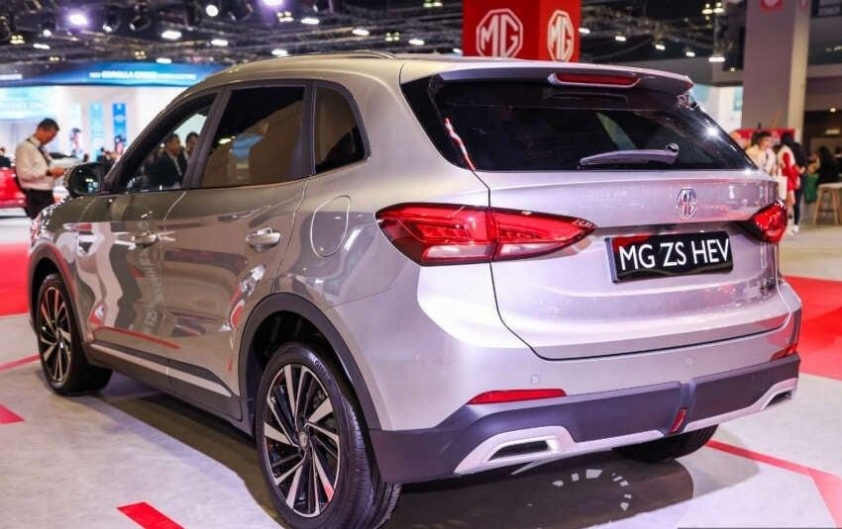 MG ZS Hybrid+ 2025 01