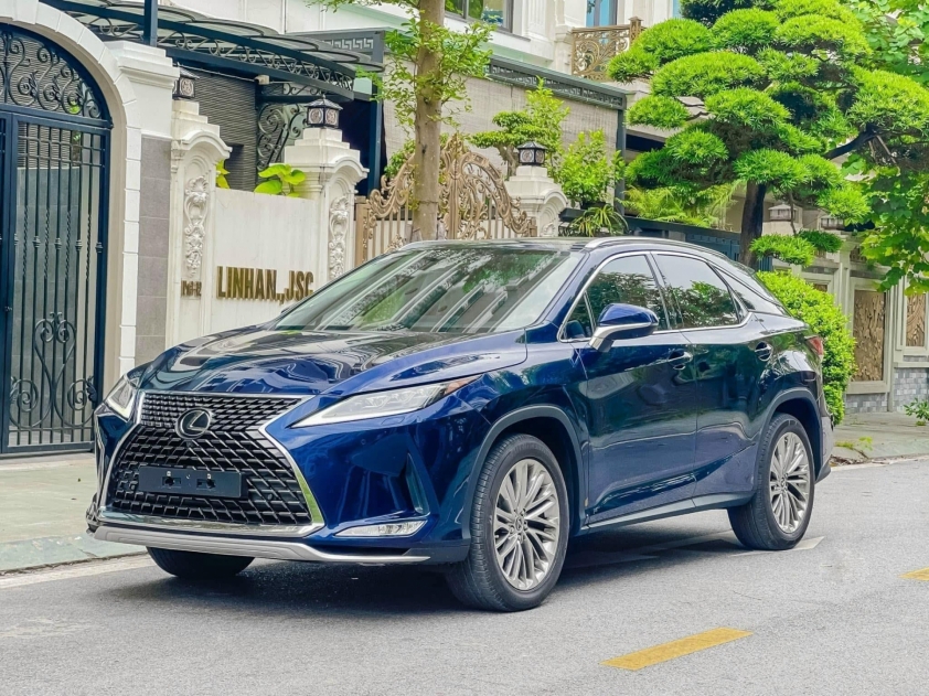 Ngỡ ngàng giá chào bán của Lexus RX 350 2022 sau hơn 2 năm lăn bánh 602836