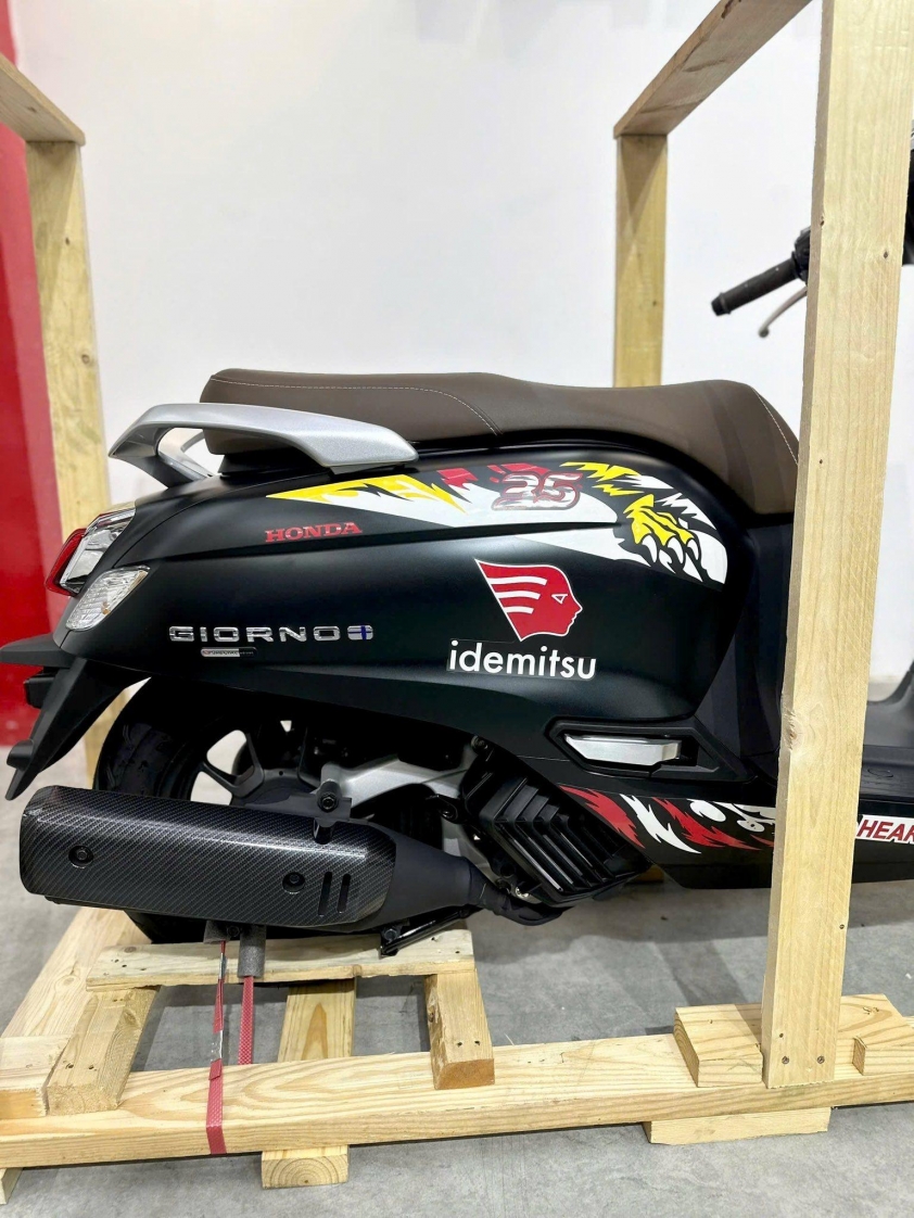 Honda Giorno+ Moto2 ThaiGP bản giới hạn về Việt Nam, chỉ có 4 chiếc 637551