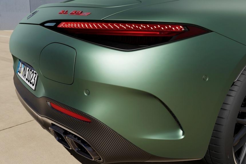 Mercedes_AMG_SL_63_S_E_Performan (2)