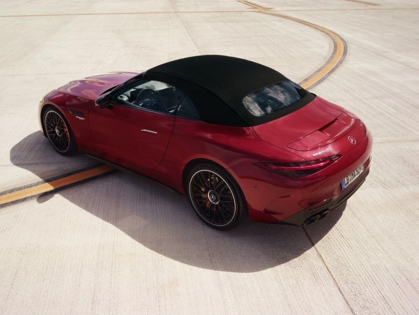 Mercedes_AMG_SL_63_S_E_Performan (3)