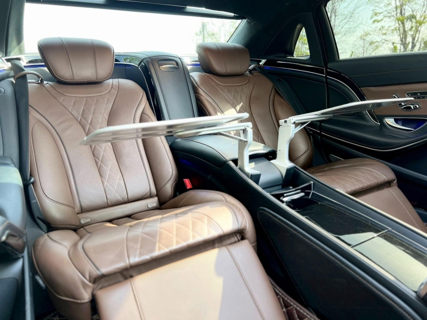 Lăn bánh 6 năm, xe sang Mercedes-Maybach S450 4Matic 2019 lên sàn xe cũ với giá khó tin 639507