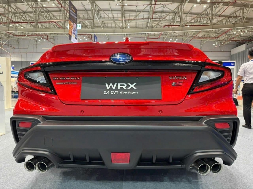 Subaru WRX tại Việt Nam có bản nâng cấp, giá khởi điểm từ 1,699 tỷ đồng 639807