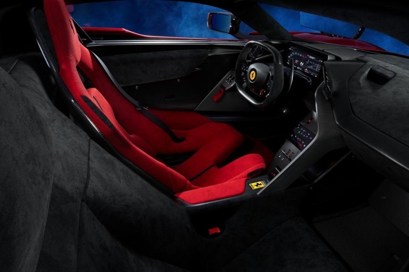 Ferrari_F80_20