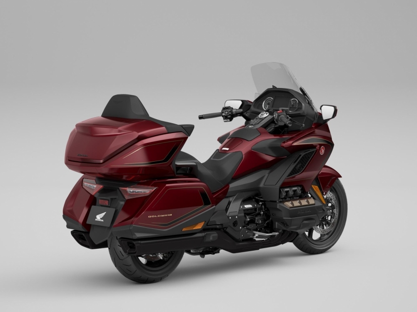 Honda Gold Wing 2025 chính thức trình làng tại Việt Nam, giá bán từ 1,231 tỷ đồng 643709