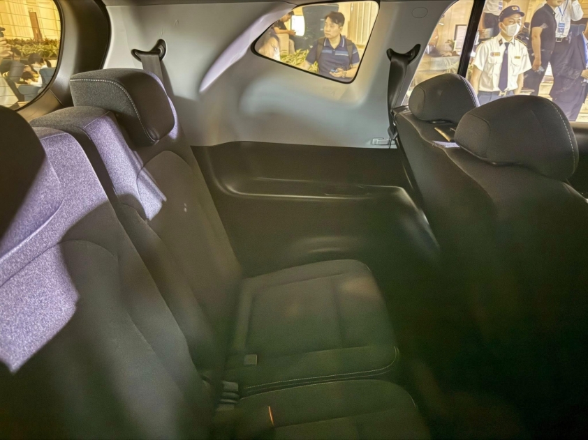 Hé lộ nội thất thực tế của VinFast Limo Green, nhiều chi tiết gợi nhớ đến VF 3, VF 5 647033