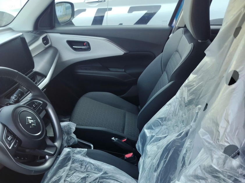 Suzuki Swift 2025 2