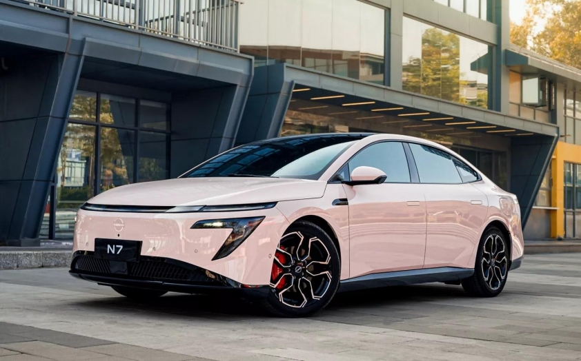 nissan-n7