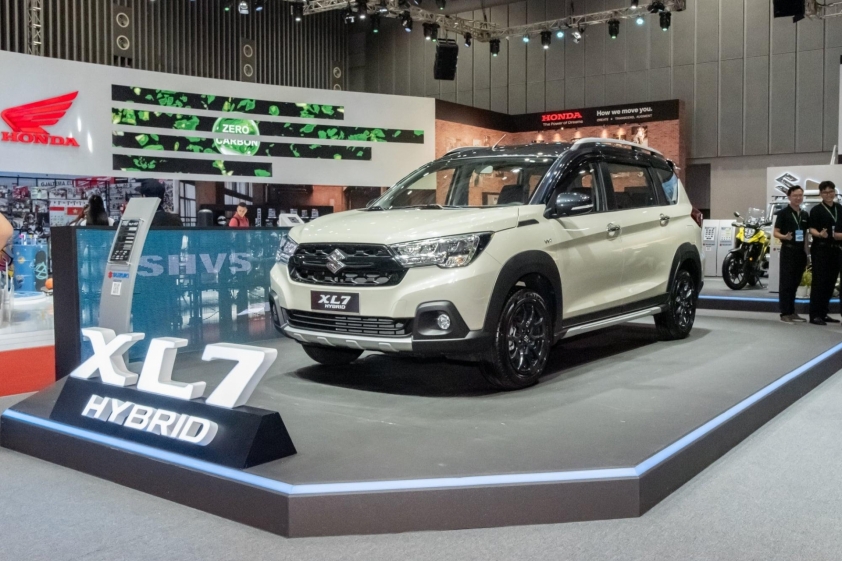 suzuki-xl7-hybrid-1734497307289