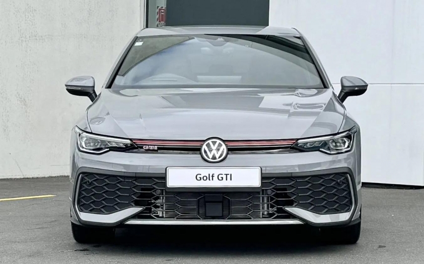 Volkswagen Golf 2