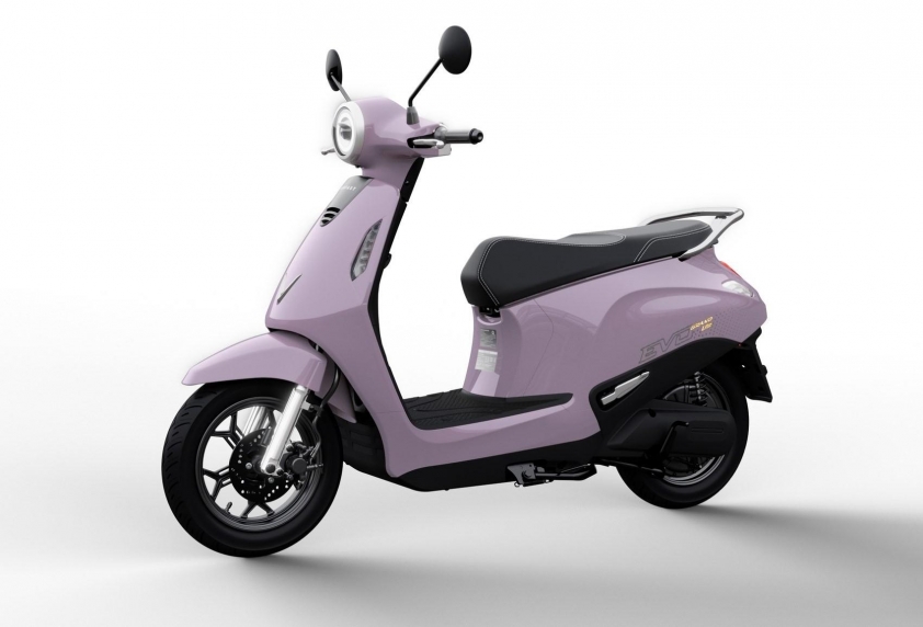 VinFast ra mắt dòng xe máy điện mới với pin tháo rời: Đi được tới 262 km/sạc, giá chỉ từ 18 triệu đồng 671122