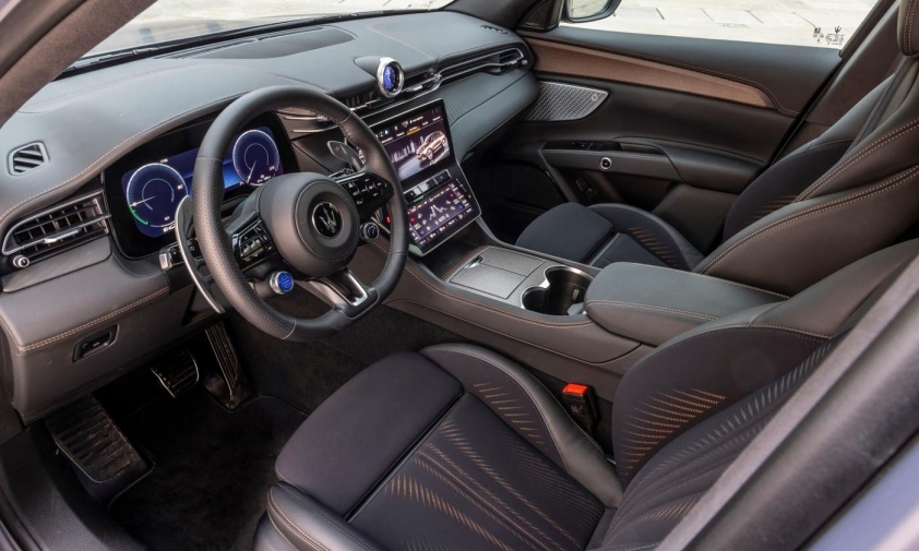 Maserati Grecale Folgore 3