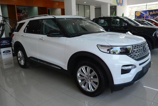 Ford Explorer 5