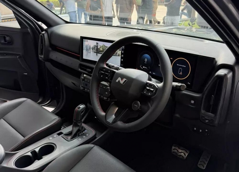 Hyundai Venue the he moi 5