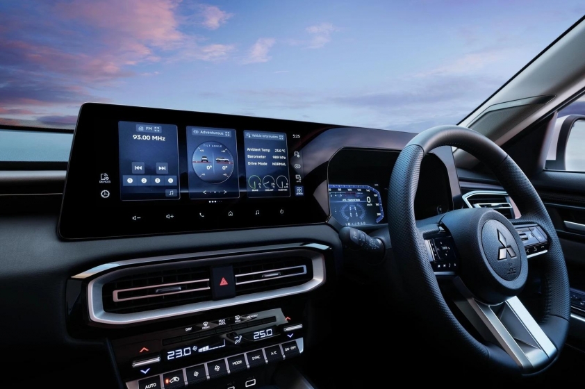 Những chiếc Mitsubishi Destinator đầu tiên cập cảng Việt Nam, sẵn sàng ra mắt đấu CX-5, Territory 738337