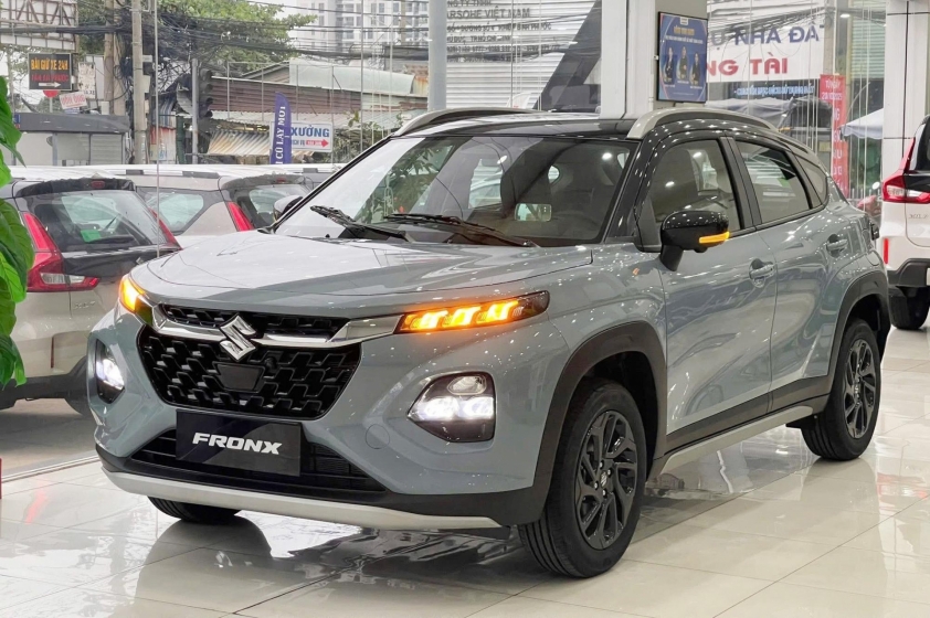TOP xe hybrid bán chạy tháng 10/2025: Toyota Innova Cross trở lại ngôi đầu, Honda CR-V 