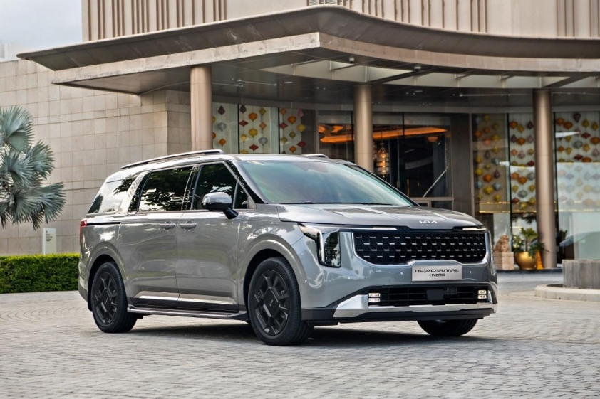 VinFast Limo Green thống trị phân khúc MPV tháng 10/2025, doanh số gần gấp đôi Mitsubishi Xpander 746681