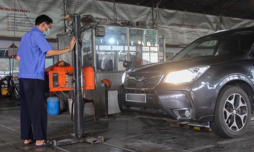 Kiểm định khí thải xe diesel theo chuẩn mới: Vì sao phải áp dụng phương pháp 'đạp ga hết cỡ'? 801680