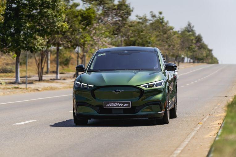 Ford Mustang Mach-E (3)