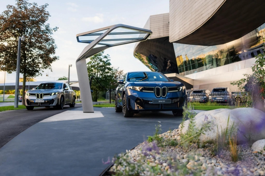 BYD gây 'chấn động' với công nghệ sạc siêu nhanh chỉ trong 5 phút, BMW lên tiếng cảnh báo rủi ro 816803