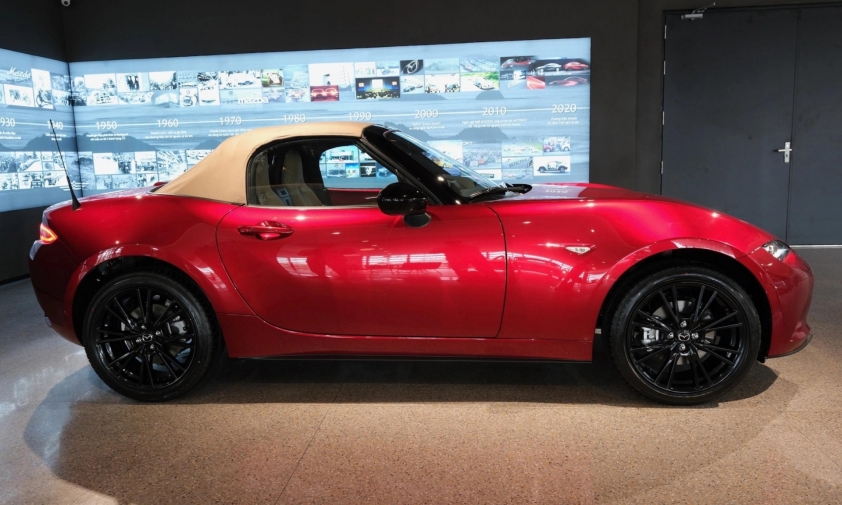Mazda MX-5 (3)