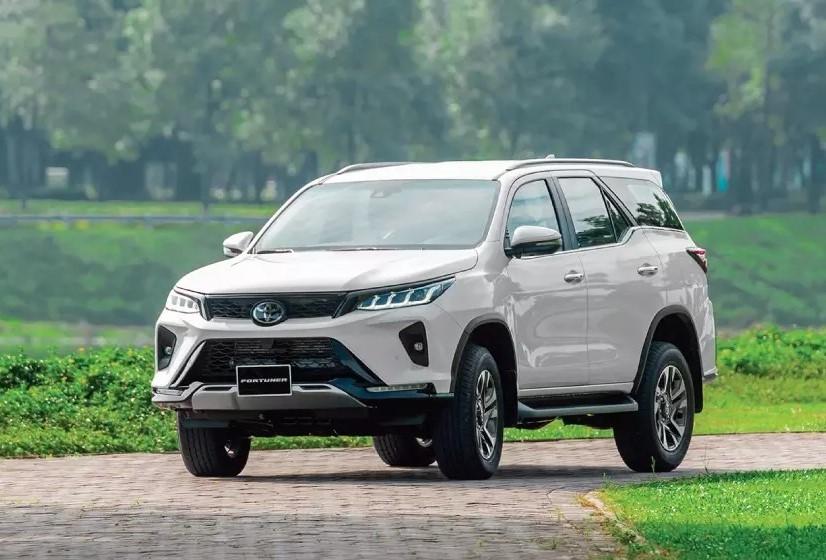 Ph&acirc;n kh&uacute;c SUV hạng D th&aacute;ng 5/2026: Tất cả c&ugrave;ng tăng, Ford Everest vẫn giữ ng&ocirc;i vương 851999
