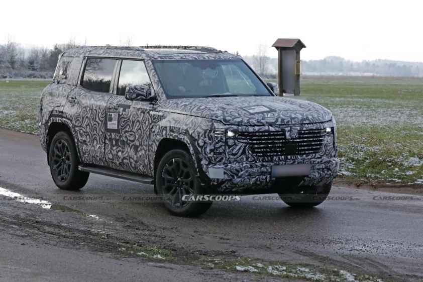 2027-Mitsubishi-Pajero-Montero-5-1536x1024